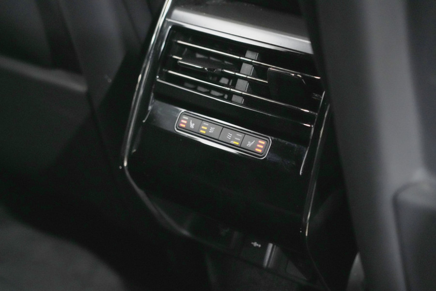 2023 Land Rover Range Rover Sport L461 D300 Dynamic SE SUV Image 28