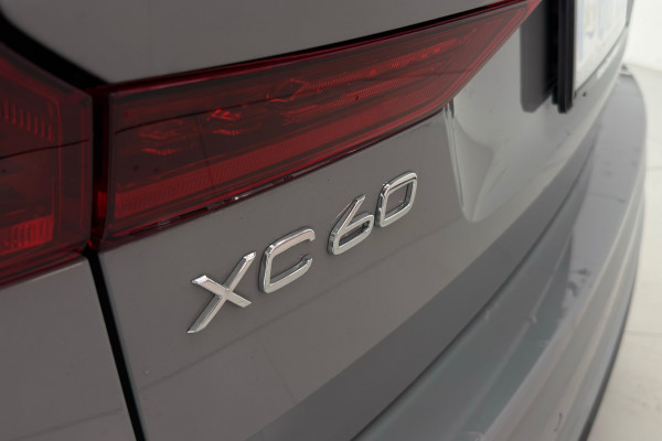 2025 MY26 Volvo XC60 UZ Ultra B5 Dark SUV Image 10