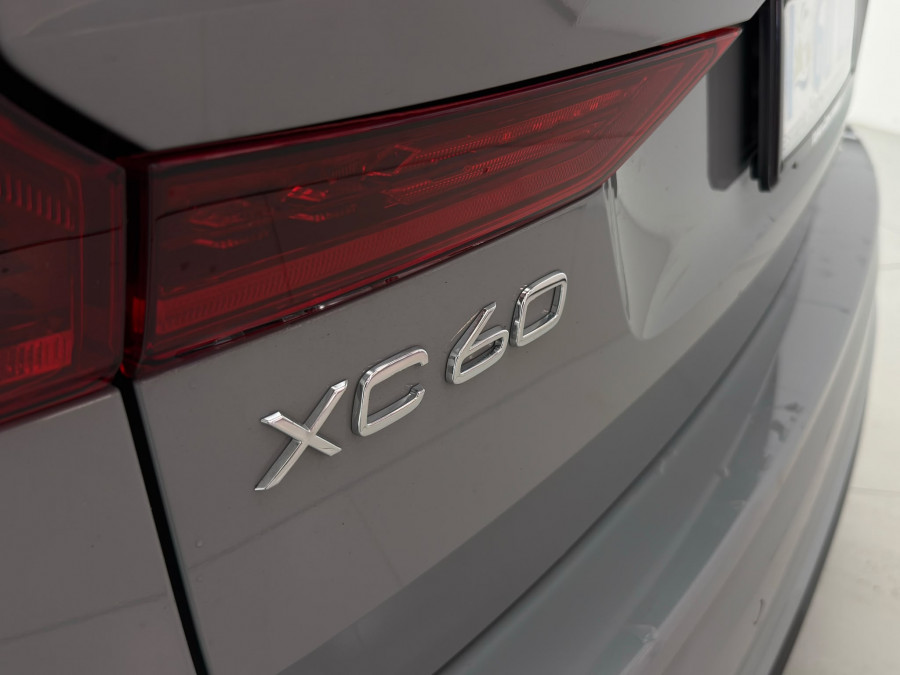2025 MY26 Volvo XC60 UZ Ultra B5 Dark SUV Image 10