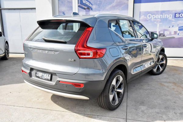 2023 MY24 Volvo XC40  Ultimate B4 Bright SUV Image 4