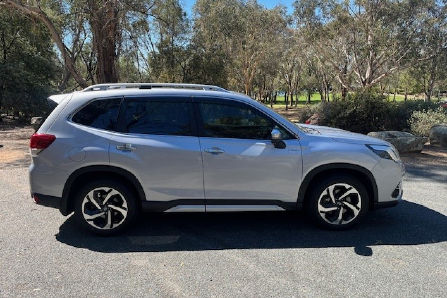 2022 Subaru Forester S5 Hybrid S SUV Image 7