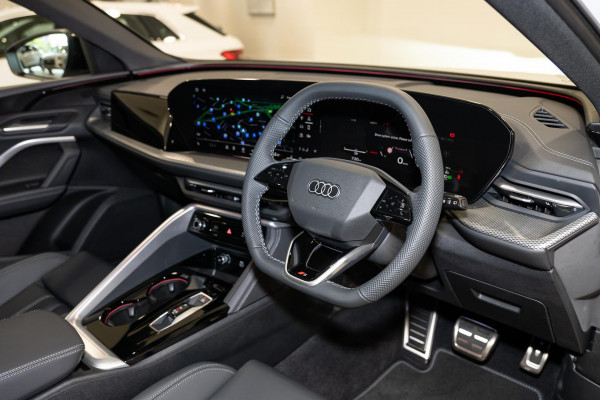 2025 Audi SQ5 GU edition one SUV image 6