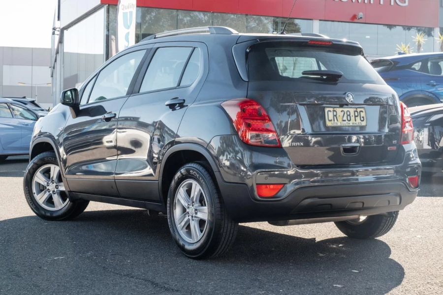 2018 MY19 Holden Trax TJ LS SUV Image 2