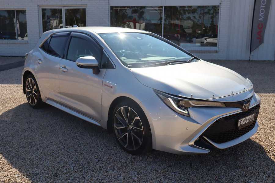2020 Toyota Corolla ZWE211R ZR Hybrid Hatch Image 1