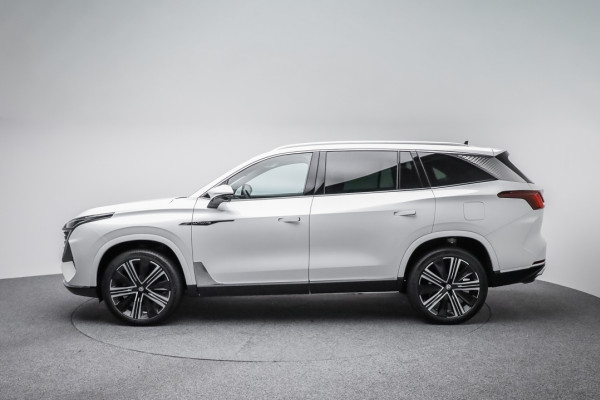 2026 MY25 MG QS IS31 Essence SUV Image 4