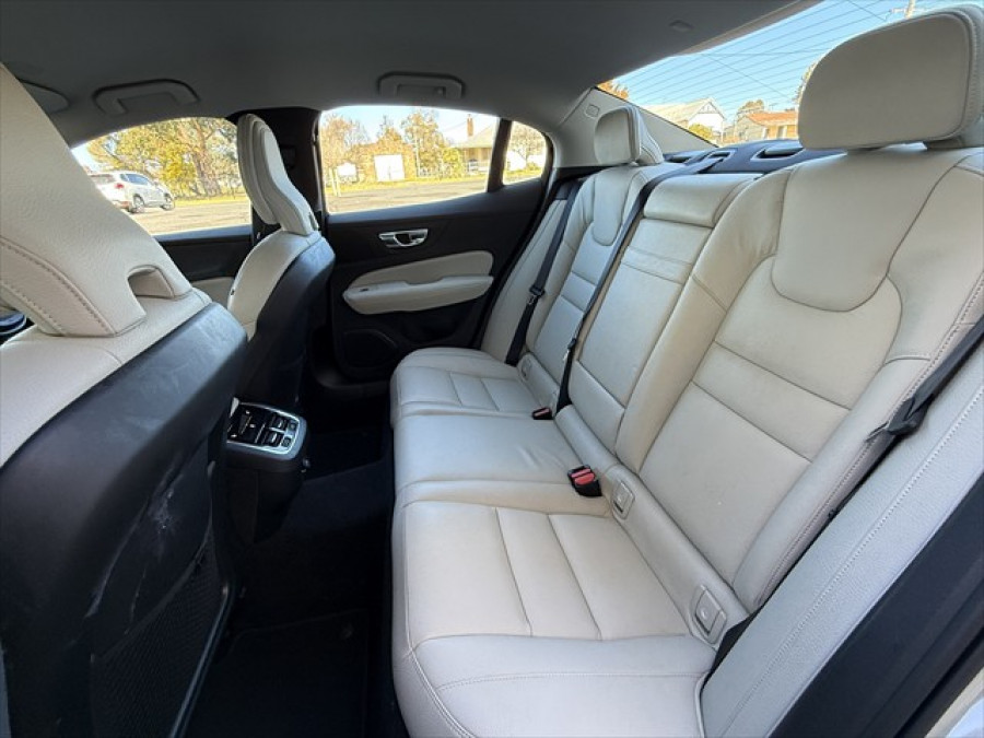 2019 MY20 Volvo S60 Z Series T5 Inscription Sedan Image 14