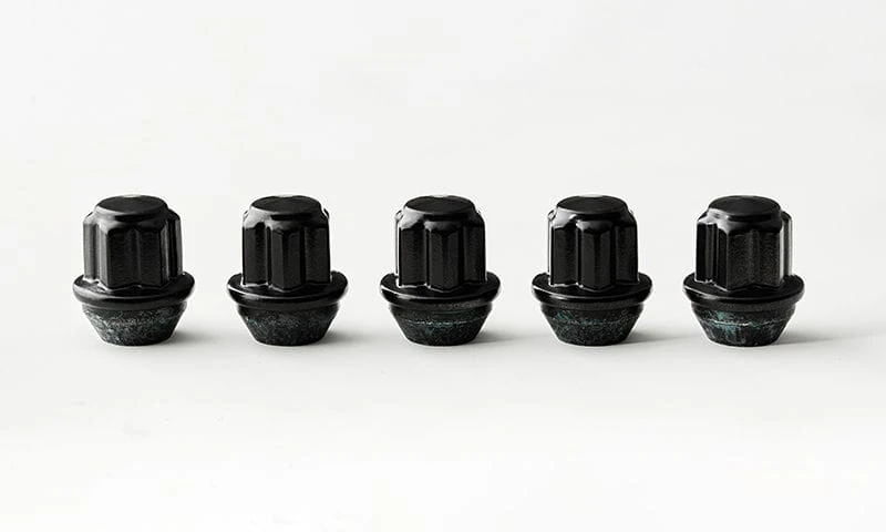 N performance black wheel nuts