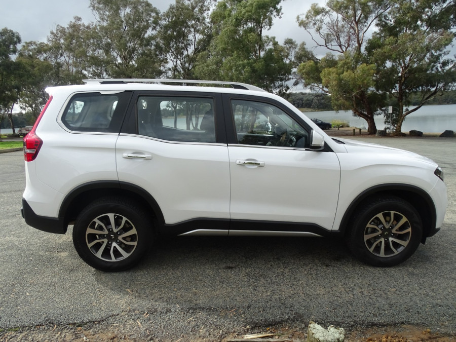 2024 MY25 Mahindra Scorpio  Z8L SUV Image 2