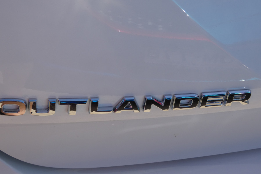 2023 Mitsubishi Outlander ZM MY23 ES 7 SEAT 2WD SUV Image 7
