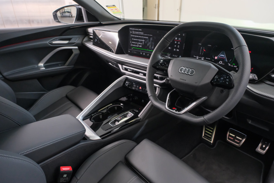 2026 Audi Q5 e-hybrid 270kW SUV