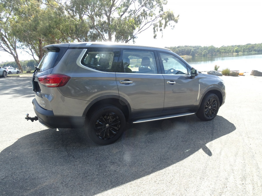 2022 MY21 LDV D90 SV9A Executive SUV Image 11