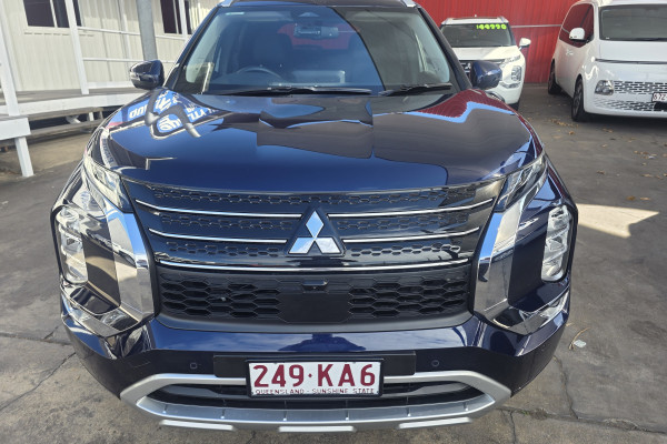 2024 Mitsubishi Outlander ZM Exceed SUV Image 2