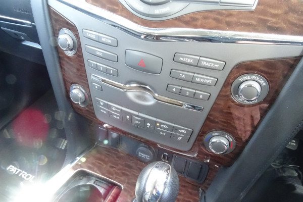 2021 Nissan Patrol Y62 Series 5 Ti SUV Image 22