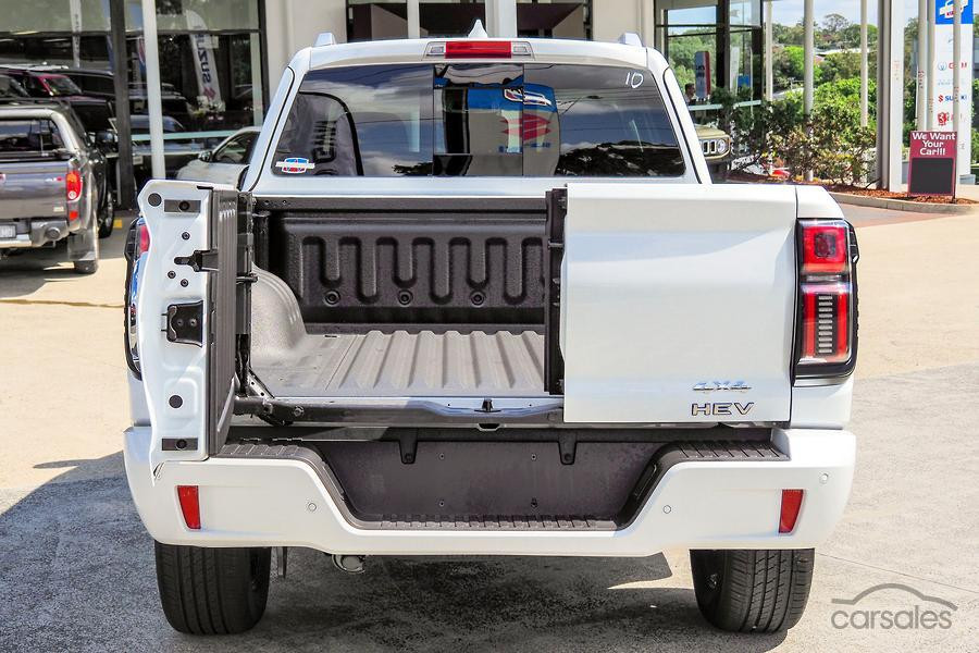 2024 GWM Cannon Alpha P05 Ultra Hybrid Dual Cab Image 10