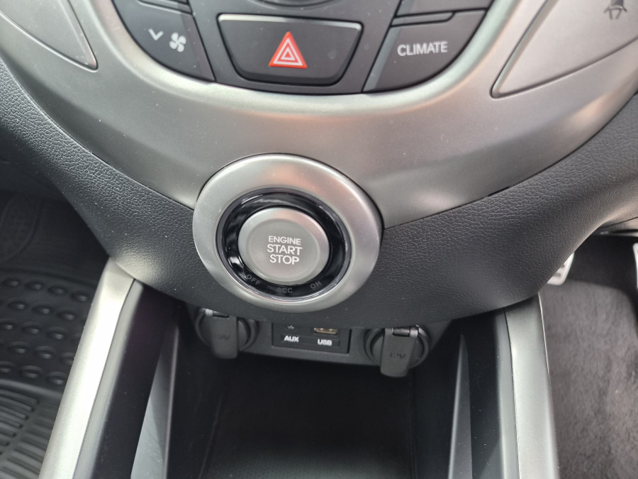 2016 Hyundai Veloster FS4 Series II + Hatch Image 13