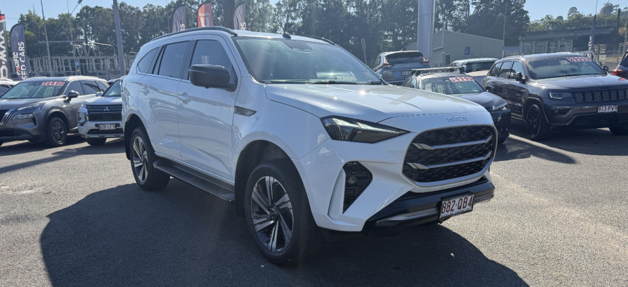 2025 MY25.5 Isuzu MU-X RJ LS-T SUV Image 3