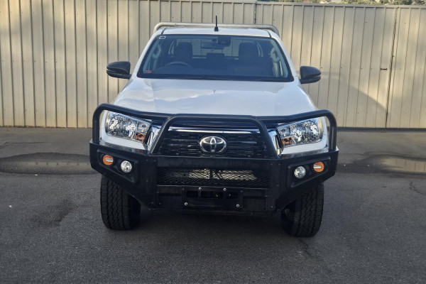 2020 Toyota HiLux  SR Dual Cab Cab Chassis