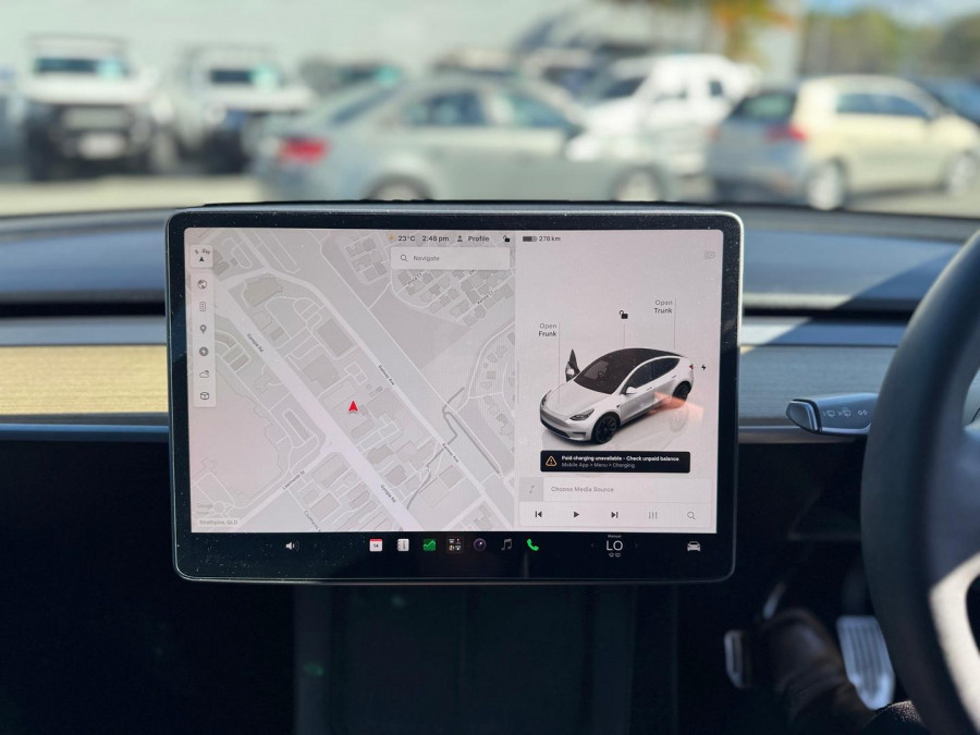 2023 Tesla Model Y  Rear-Wheel Drive SUV Image 19