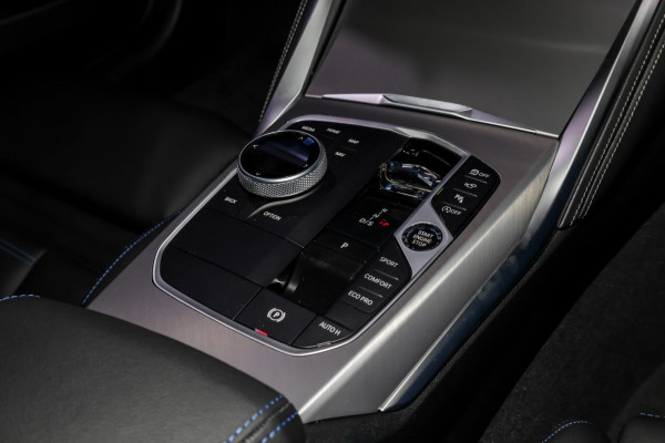2025 BMW 4 Series G22 LCI 430i M Sport Coupe image 21