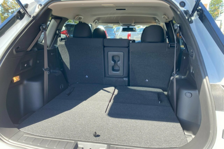 2024 Mitsubishi Outlander ZM LS SUV