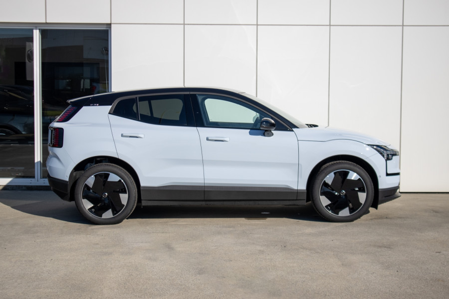2025 Volvo EX30 Ultra SMER SUV Image 6