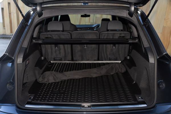 2026 MY25 Audi SQ7 4M TFSI SUV