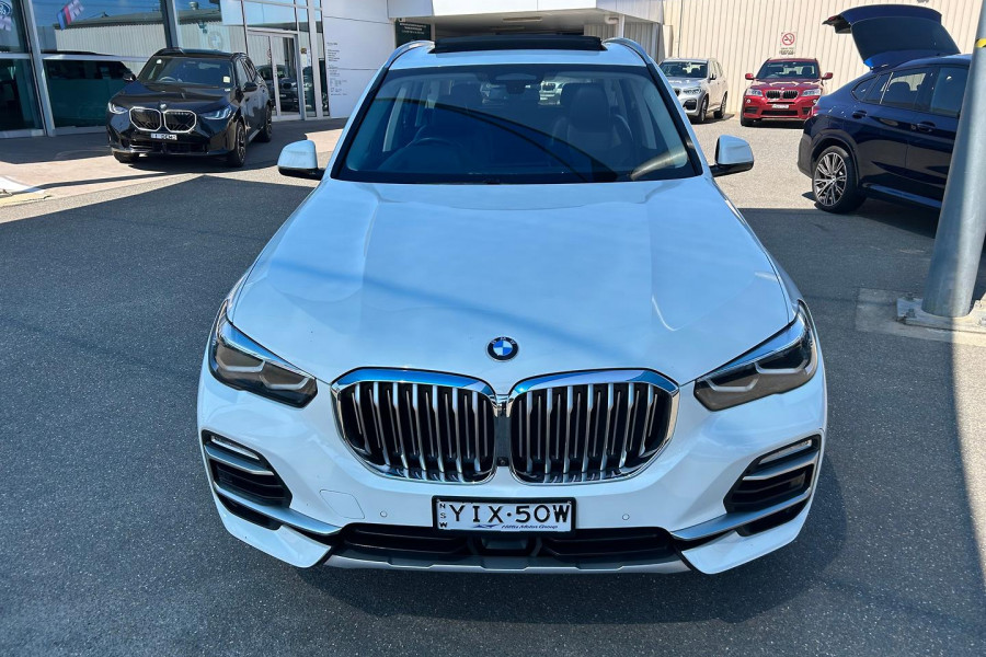 2019 BMW X5 G05 xDrive30d SUV Image 8