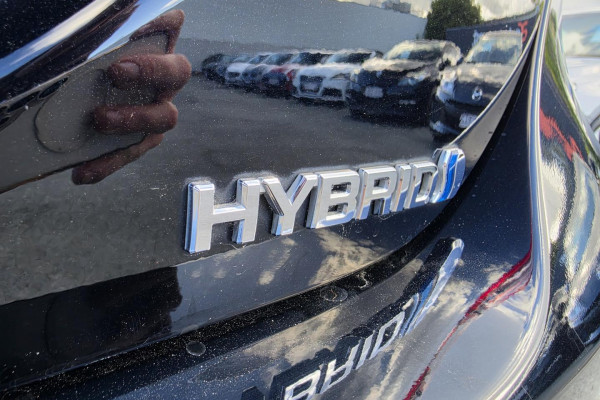 2019 Toyota Camry AXVH71R SL Sedan Image 15