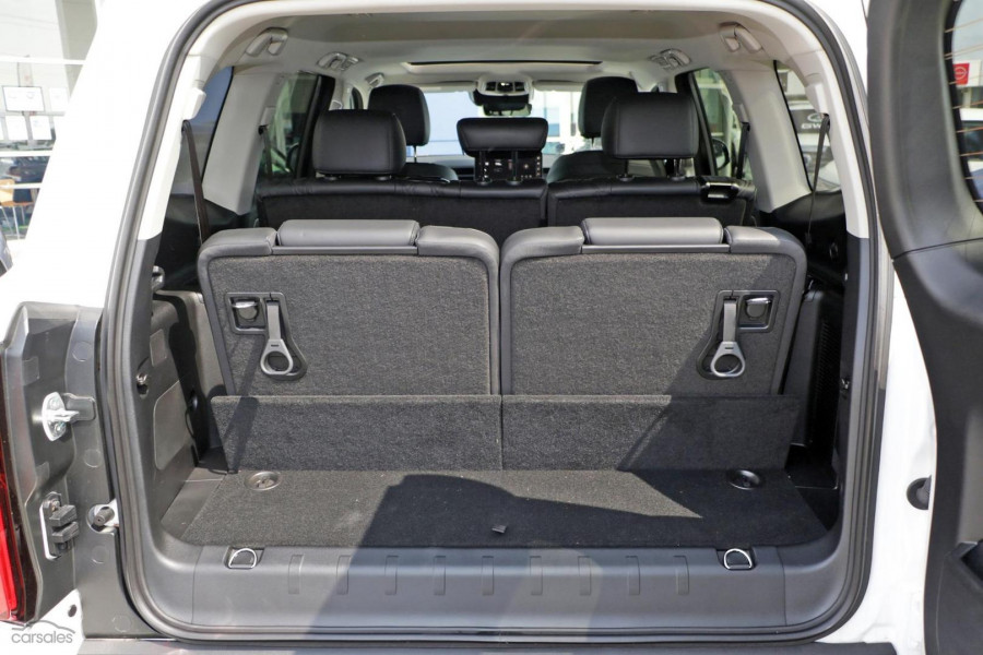 2024 GWM Tank 500 P03 Lux Hybrid SUV Image 8