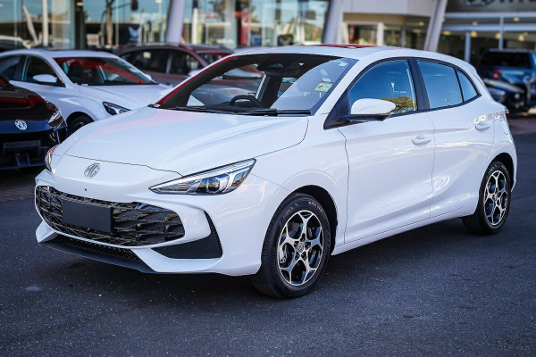 2024 MY25 MG MG3 ZP22 Essence Hybrid+ Hatch Image 3