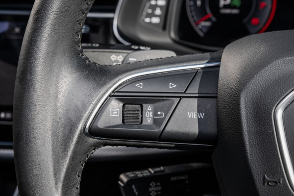 2019 Audi Q8 F1 55 TFSI SUV image 11