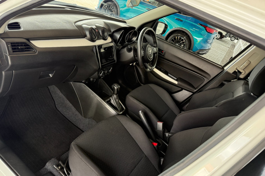2023 Suzuki Swift AZ Series II GL Hatch Image 23