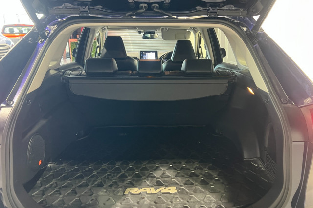 2019 Toyota RAV4 ASA44R Cruiser SUV Image 10