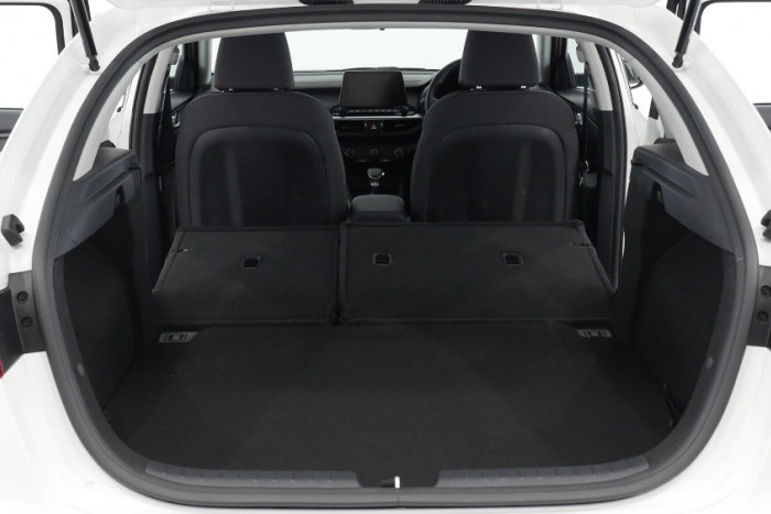 2019 MY20 Kia Cerato Hatch BD S Hatchback Image 22