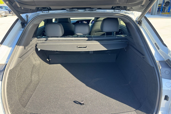 2026 MY25 Jaecoo Omoda 9 Wagon Image 9