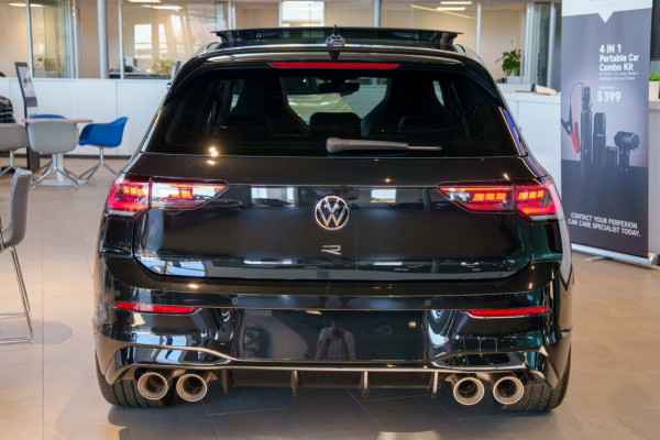 2026 Volkswagen Golf 8.5 R Hatch Image 3