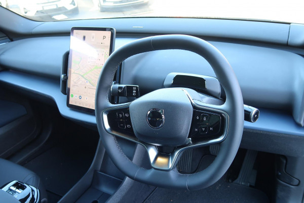 2025 Volvo EX30  Single Motor Extended Range Ultra SUV Image 15
