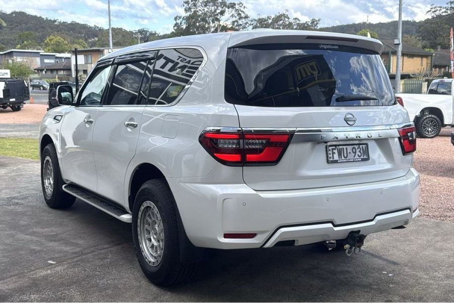 2024 Nissan Patrol Y62 Ti SUV Image 6