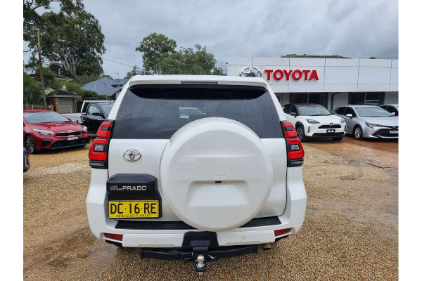 2021 Toyota LandCruiser Prado GDJ150R VX Wagon Image 6