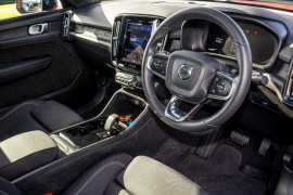 2023 Volvo C40 XK Recharge SUV image 6