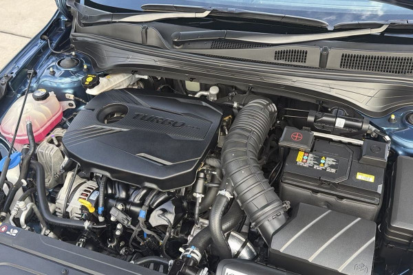 2022 Kia Cerato BD GT Hatch Image 27