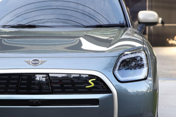 2026 MINI Countryman U25 SE JCW Sport SUV image 4