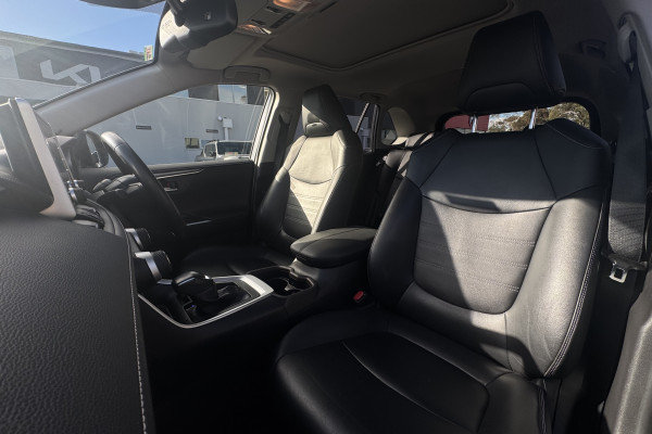 2019 Toyota RAV4 ASA44R Cruiser SUV Image 13