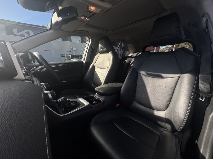 2019 Toyota RAV4 ASA44R Cruiser SUV Image 13