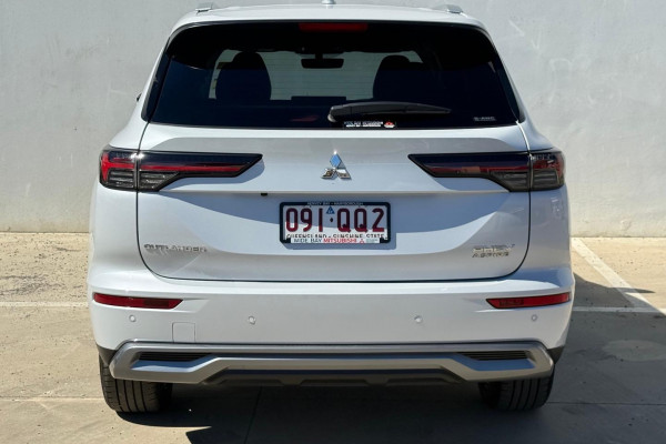 2025 Mitsubishi Outlander ZM PHEV Aspire SUV Image 7