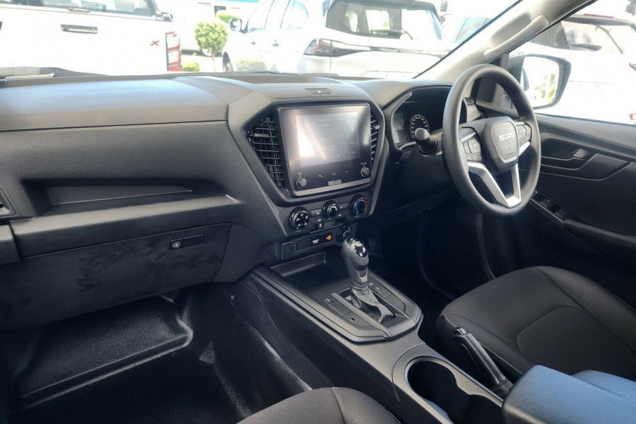 2024 Isuzu D-MAX RG SX Ute Image 11