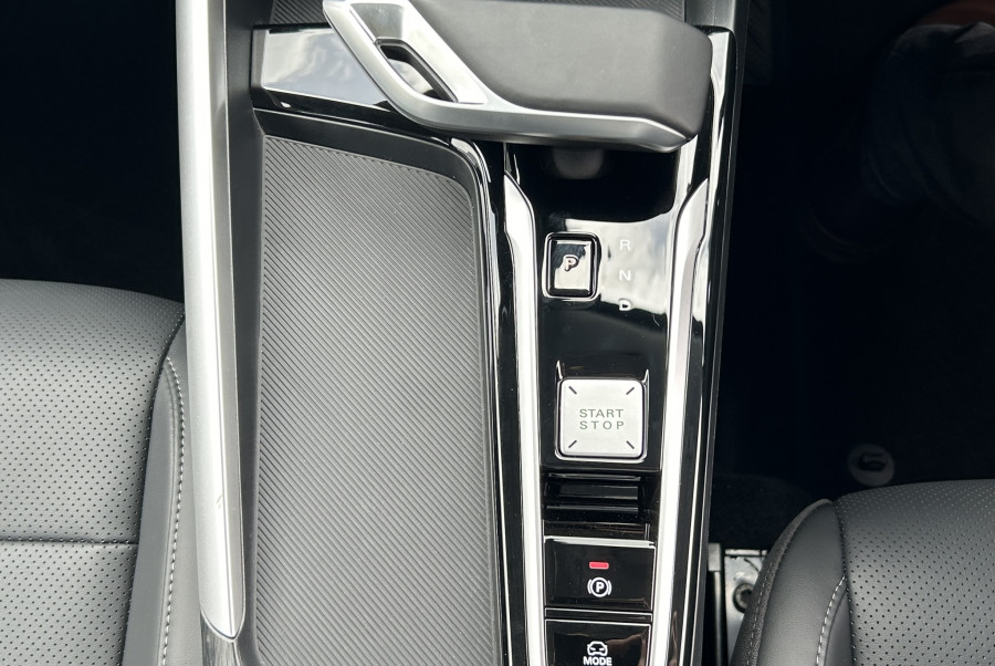 2025 MG ZS ZS32 Essence SUV Image 14
