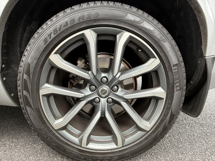 2017 MY18 Volvo XC90 L Series T6 Inscription SUV Image 16