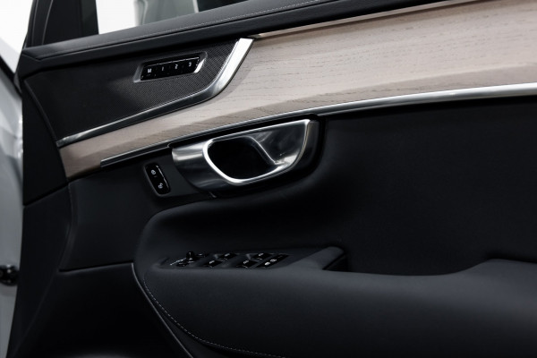 2026 Volvo XC90 L Series B5 Plus 2L MHEV AWD SUV Image 10