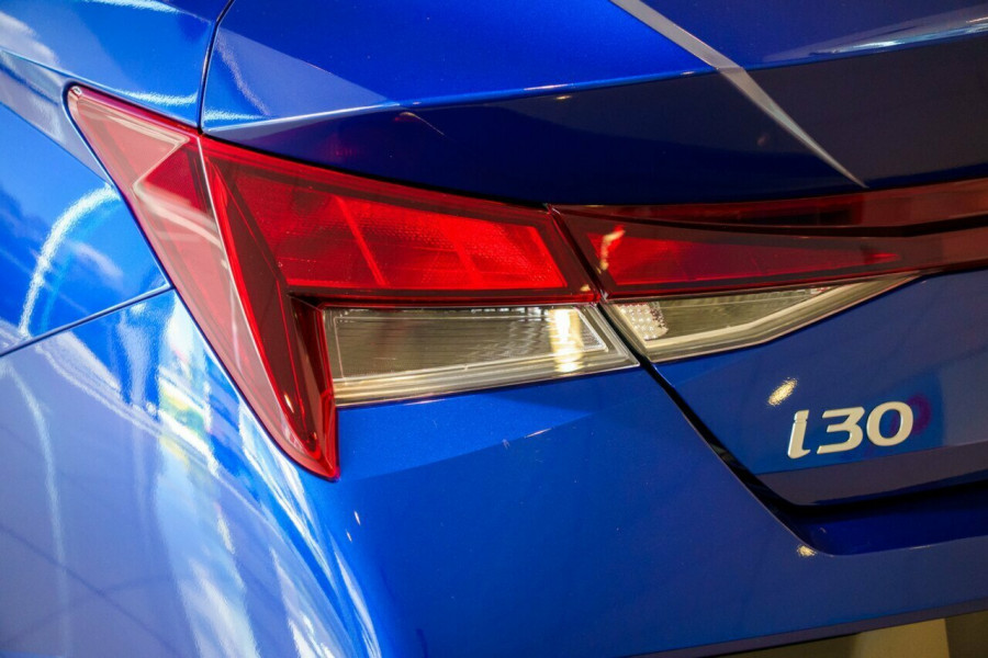 2024 Hyundai i30 CN7.V2  Sedan Image 7
